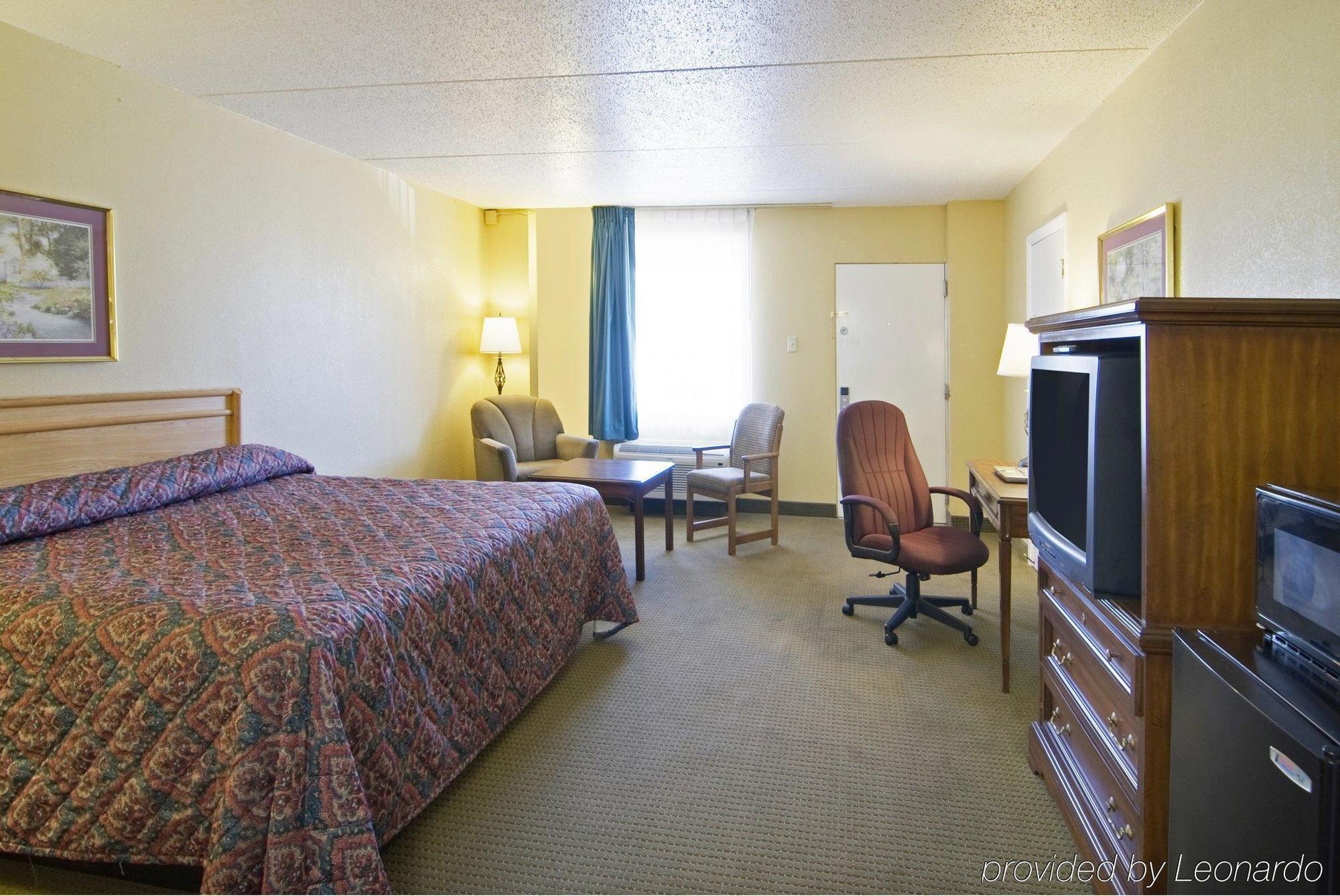 Americas Best Value Inn & Suites Conway Room photo